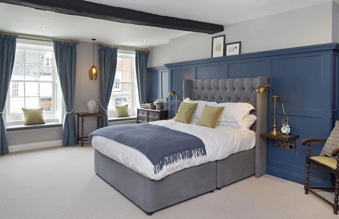The George Townhouse-1